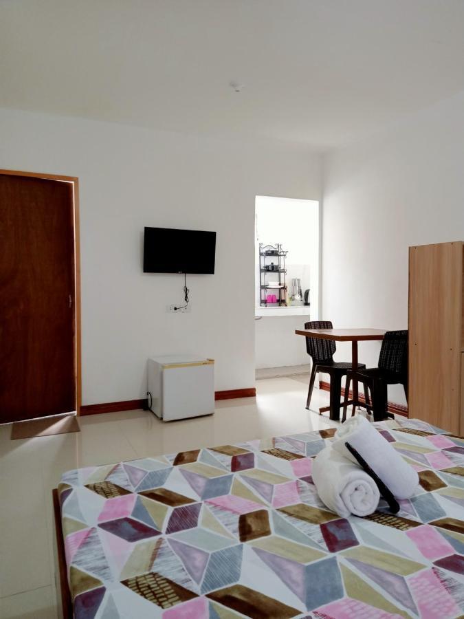 __Aplaridel Inn Suites__ Анхелес Екстер'єр фото