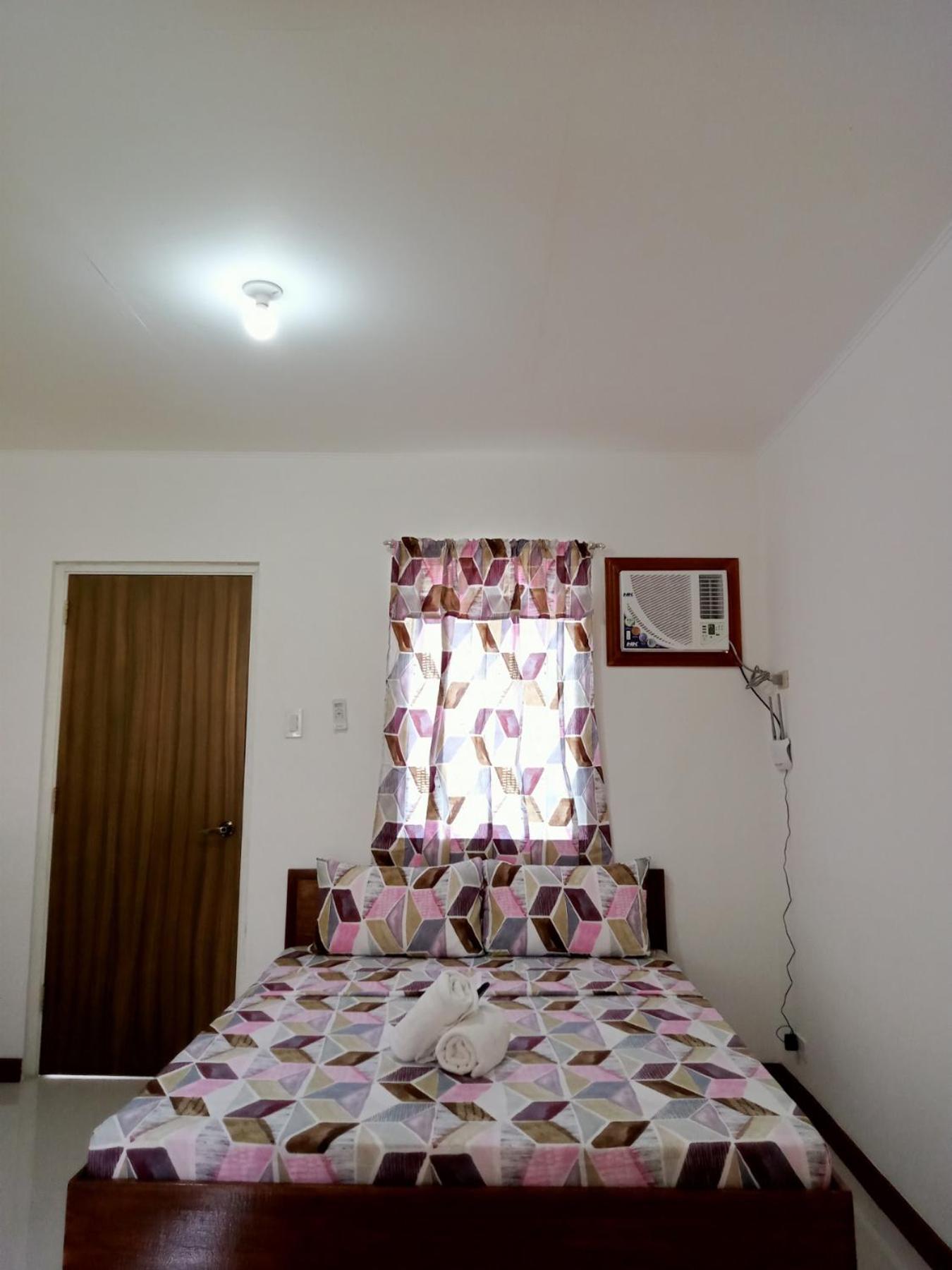 __Aplaridel Inn Suites__ Анхелес Екстер'єр фото